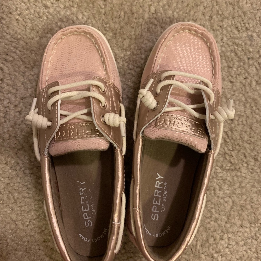 Girls Sparkle Sperrys!